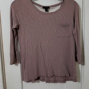 Quarter sleeve shirt